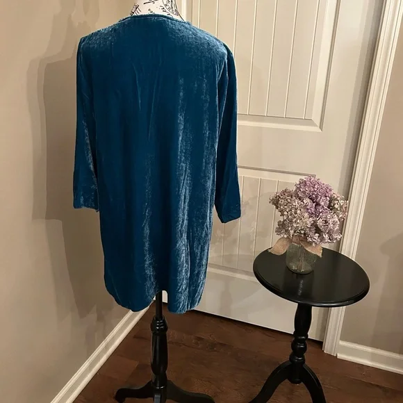 Johnny Was Teal Embroidered Tunic - Picture 2 of 6